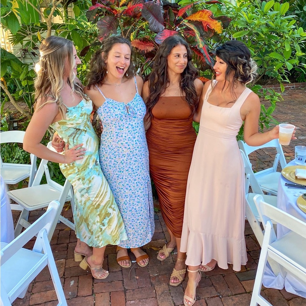 Showmeyourmumu bridesmaid dress